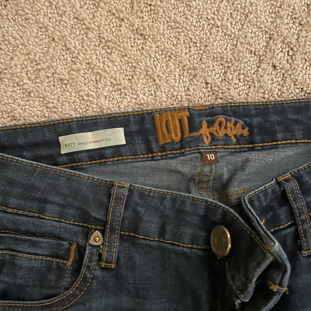 Kut Katy jeans size 10, frayed hem